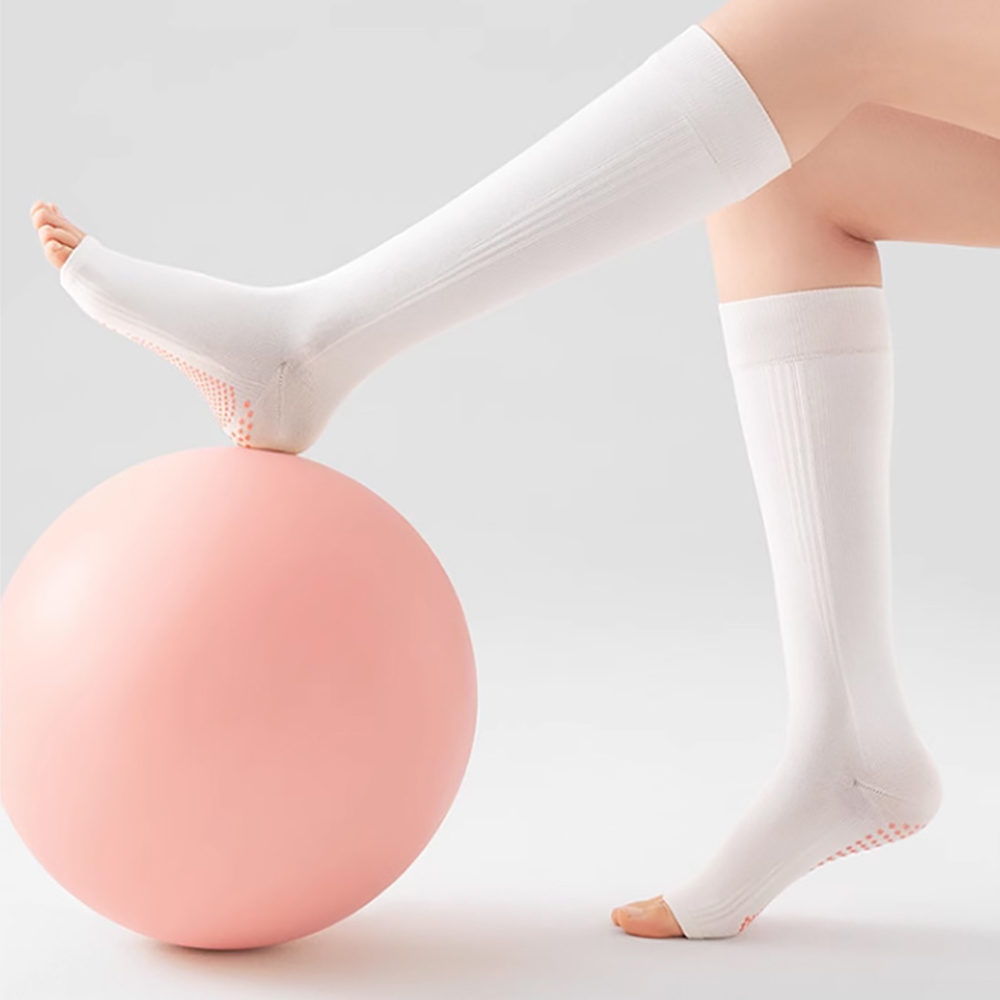 جوارب يوغا احترافية مفتوحة الأ - مراجعة Sports Socks وسعره