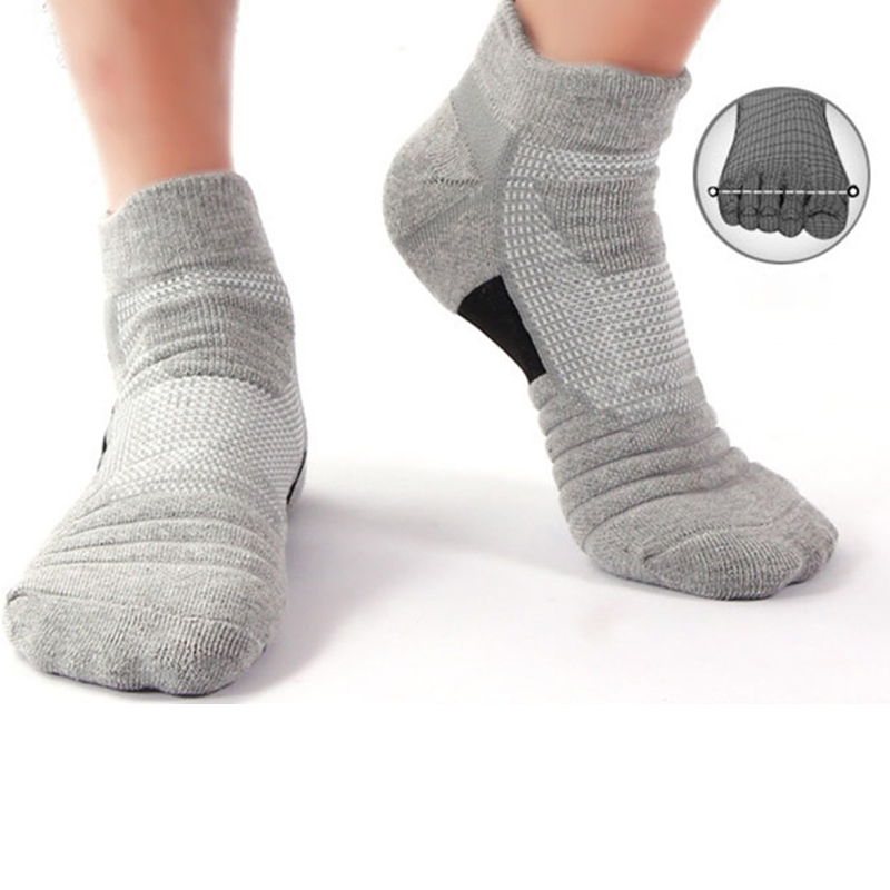 10 أزواج من الجوارب الرياضية ا - مراجعة Sports Socks وسعره