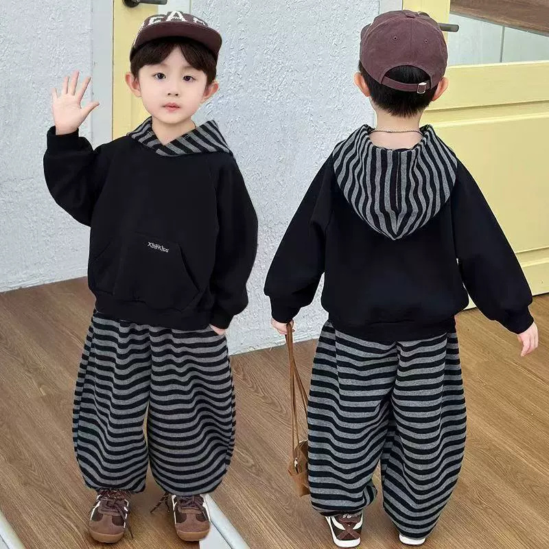 الفتيان الفتيات الرياضة مجموعا - مراجعة Running Gear Kids وسعره
