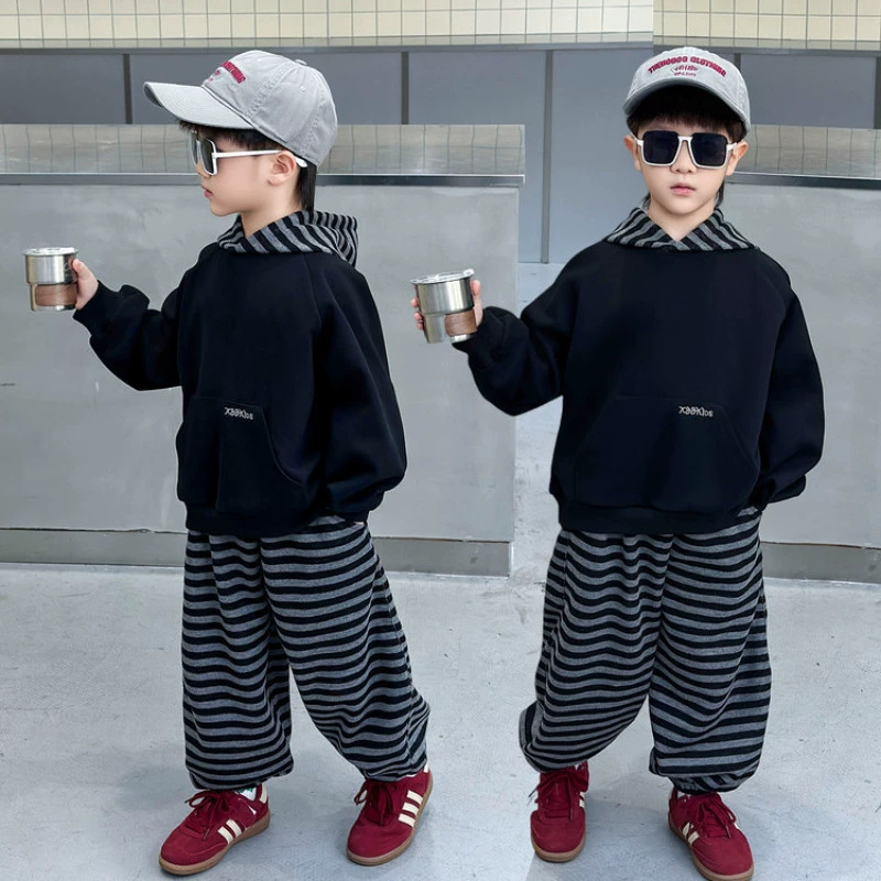 الفتيان الفتيات الرياضة مجموعا - مراجعة Running Gear Kids وسعره