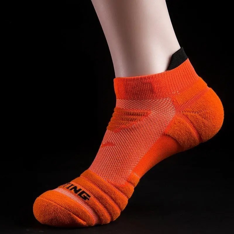 1/4 زوج من الجوارب الرجالية ال - مراجعة Sports Socks وسعره