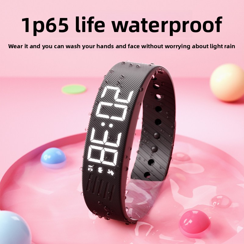 ساعة منبه رقمية LED مع سوار سي - مراجعة Running Watch وسعره